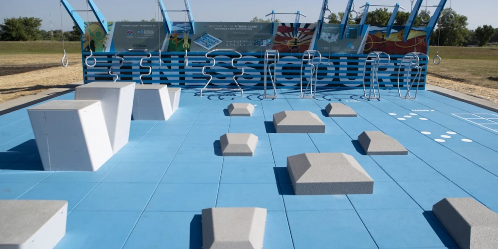 New outdoor fitness court opens at Moose Lake